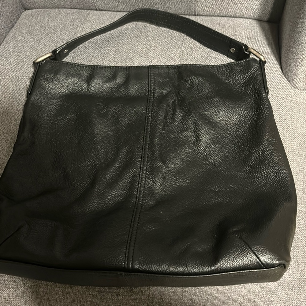 Kooba handbag black pebbled leather square‎ shape or slouchy shape magnetic snap